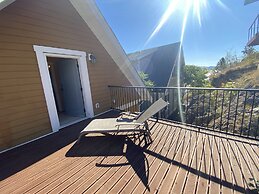 La Casa Lakeside Resort