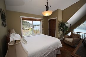 La Casa Lakeside Resort