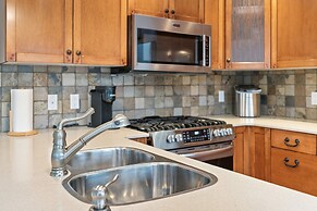 La Casa Lakeside Resort