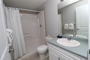 La Casa Lakeside Resort