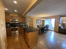 La Casa Lakeside Resort