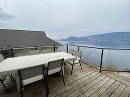 La Casa Lakeside Resort