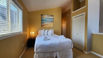 La Casa Lakeside Resort