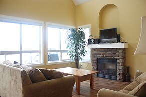 La Casa Lakeside Resort