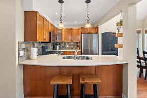 La Casa Lakeside Resort