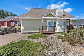 La Casa Lakeside Resort