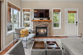 La Casa Lakeside Resort