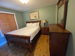 La Casa Lakeside Resort