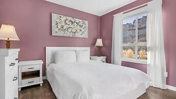 La Casa Lakeside Resort