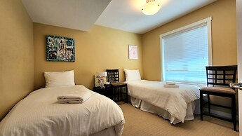 La Casa Lakeside Resort