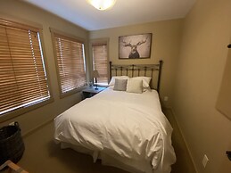 La Casa Lakeside Resort