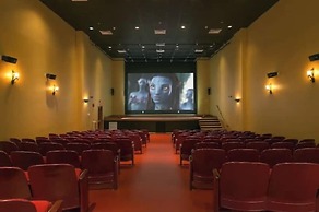 La Casa Lakeside Resort