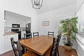 La Casa Lakeside Resort