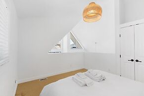 La Casa Lakeside Resort