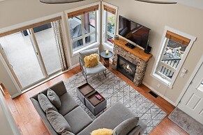 La Casa Lakeside Resort