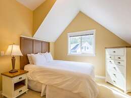 La Casa Lakeside Resort