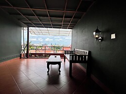 Cha Na Stay at Merry V