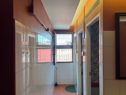 Cha Na Stay at Merry V