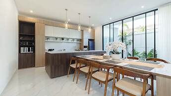 Swan Villa 4 Seminyak