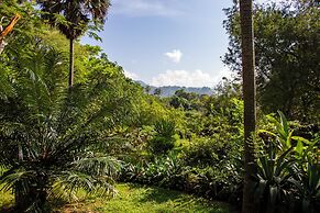 Bougainvillea Retreat