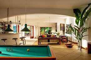 Bougainvillea Retreat