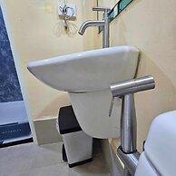 Davao City Airport Transient Rooms by Lemonique