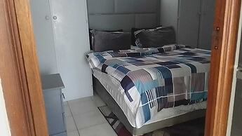 One Bedroom Unit In Central Sandton