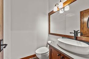 Trappers Landing #30 2 Bedroom Townhouse