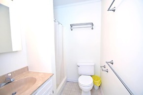 Park Place 101 2 Bedroom Condo by RedAwning