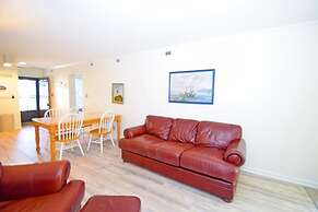 Park Place 101 2 Bedroom Condo by RedAwning