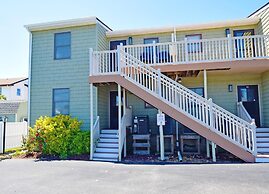 Park Place 101 2 Bedroom Condo by RedAwning