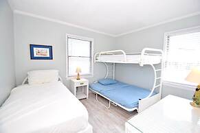 Park Place 101 2 Bedroom Condo by RedAwning