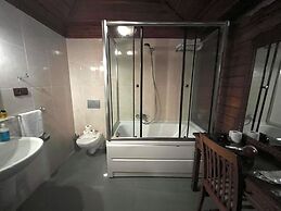 Le Antique 1892 istanbul