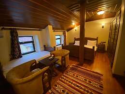 Le Antique 1892 istanbul