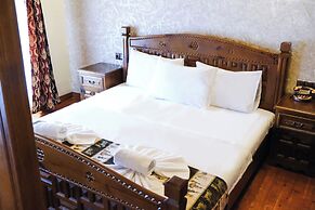 Le Antique 1892 istanbul