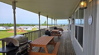 Cavendish Bosom Buddies Cottage Resort