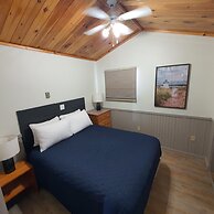 Cavendish Bosom Buddies Cottage Resort