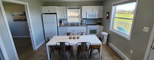 Cavendish Bosom Buddies Cottage Resort