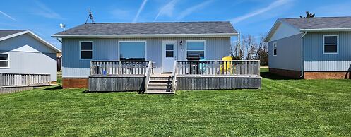 Cavendish Bosom Buddies Cottage Resort