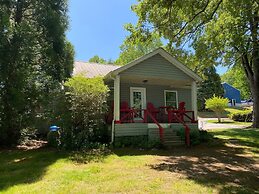 Boundary Waters Resort & Marina