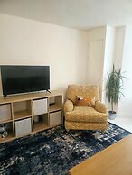 Seaside Haven Coastal Comfort 200m from the Beach