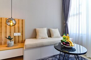 Apartment Pool Infinity View HCM