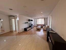 Sky Luxury suite 2bdr  living room