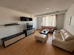 Sky Luxury suite 2bdr  living room