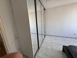 Sky Luxury suite 2bdr  living room