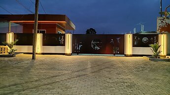 ANIRA Hotel & Suites