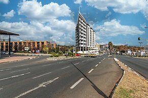 KMG Apartments at The Apex on Smuts