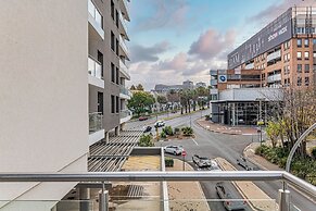 KMG Apartments at The Apex on Smuts