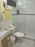 West Broadway guesthouse