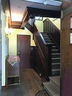 West Broadway guesthouse